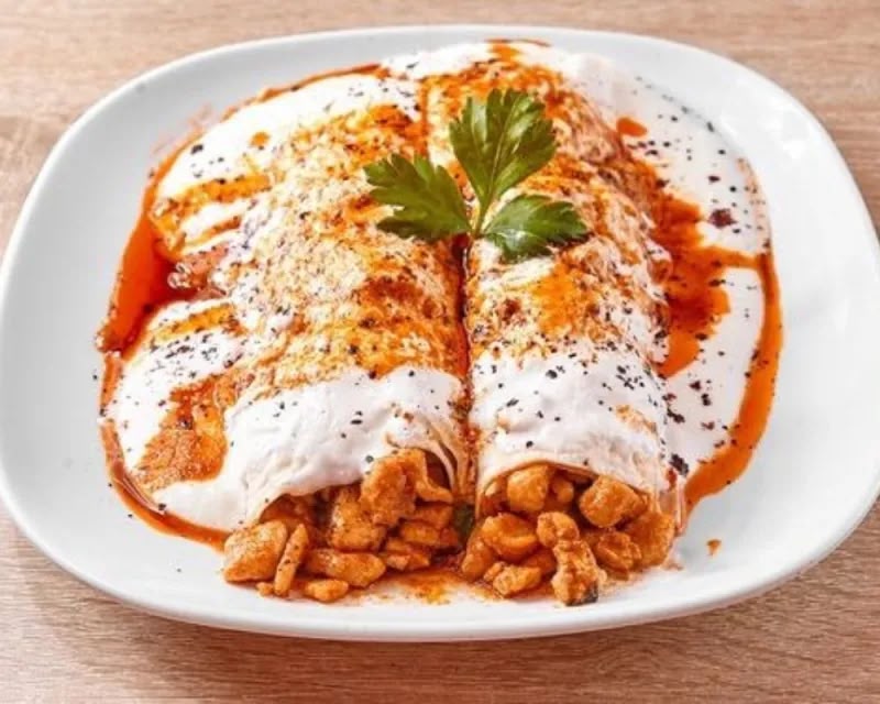 YOĞURTLU TAVUK TANTUNİ 